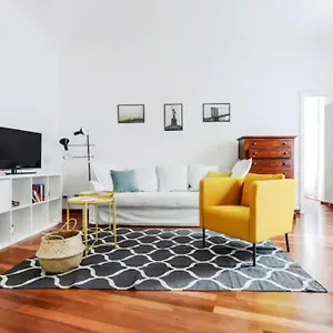https://pagano-cenacolo-bright-apartment.italymilanhotels.net