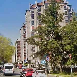 https://apt-mhome-roma.it-romehotels.com